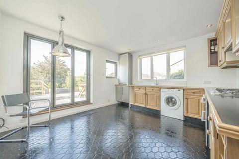 3 bedroom maisonette for sale, Lawford Road, London W4