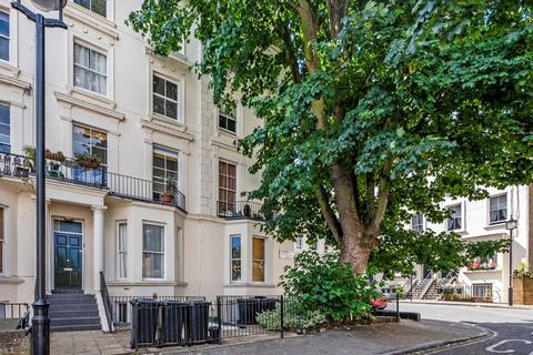 2 bedroom flat for sale, Belgrave Gardens, London NW8