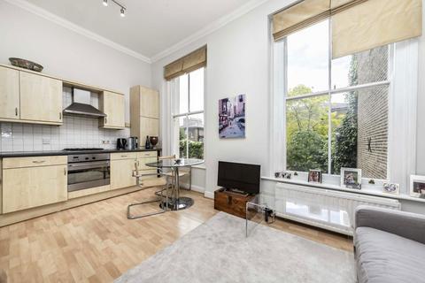 2 bedroom flat for sale, Belgrave Gardens, London NW8