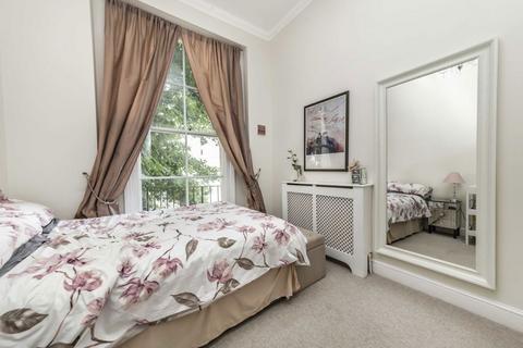 2 bedroom flat for sale, Belgrave Gardens, London NW8