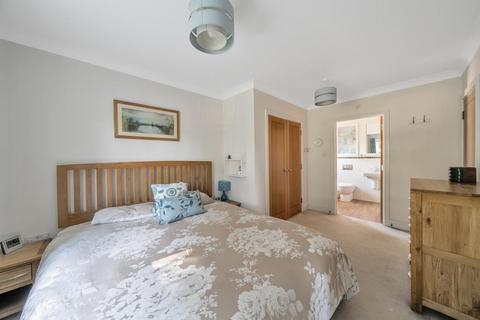 3 College Close, Thame, OX9 2DQ