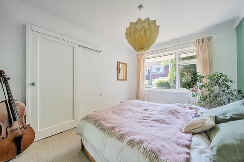 12 Caisters Close, Hove, BN3 6GQ