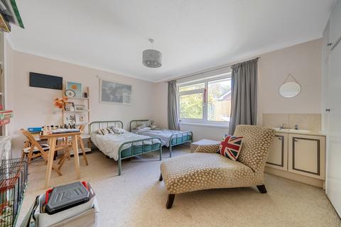 12 Caisters Close, Hove, BN3 6GQ
