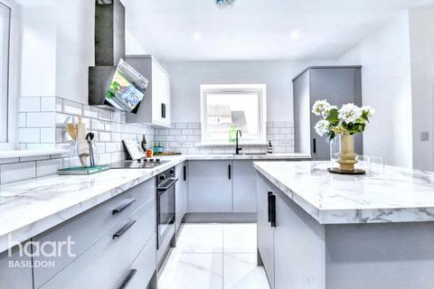 undefined, Grosvenor Road, Orsett