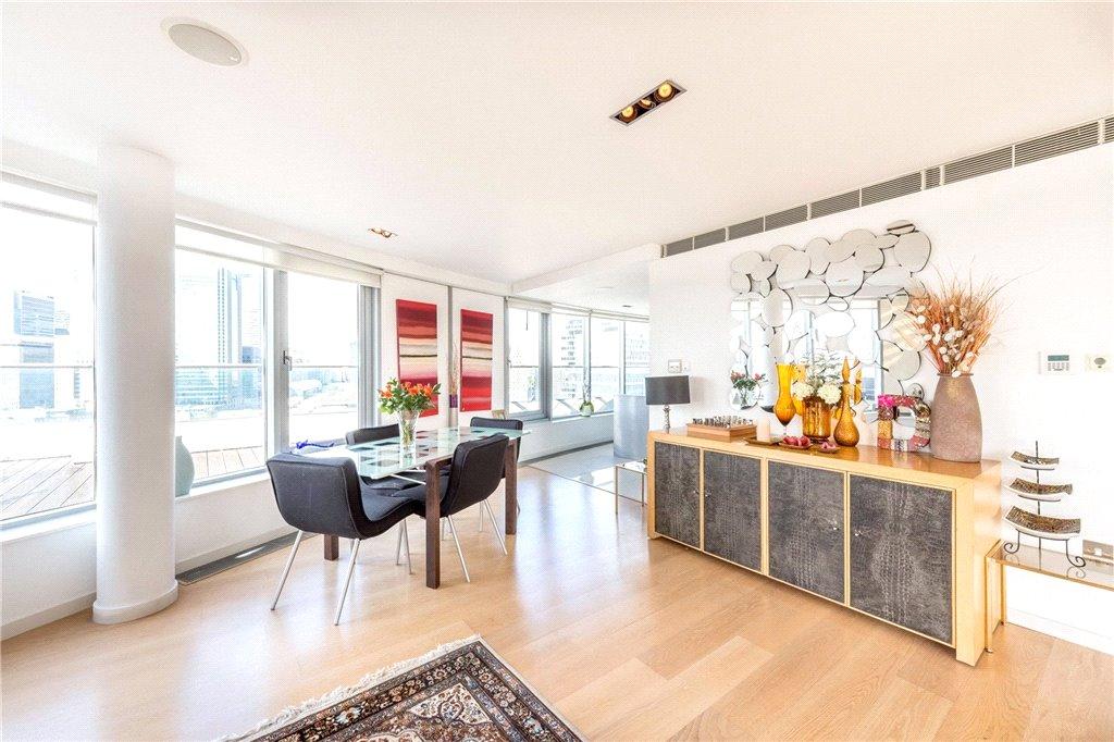 Reception/Kitchen