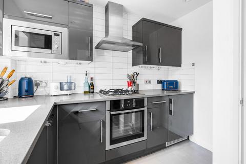 1 bedroom apartment for sale, Windsor Drive, Hertford SG14