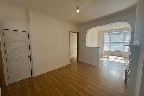 2 bedroom end of terrace house to rent, Clifton Street, Bideford EX39