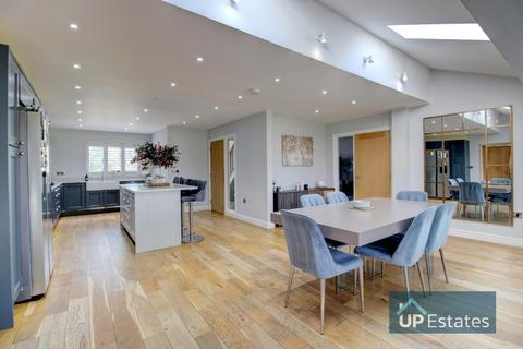 3, Grange Farm Brandon Lane, Coventry, CV3 3GU