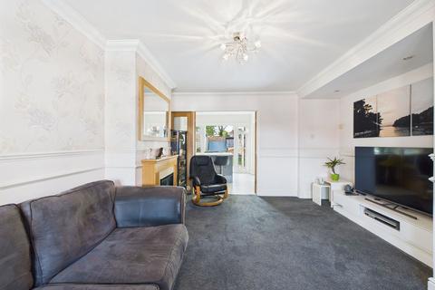 12 Russet Close, Stanford-le-hope, SS17 8AH