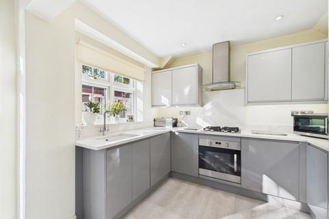 12 Russet Close, Stanford-le-hope, SS17 8AH