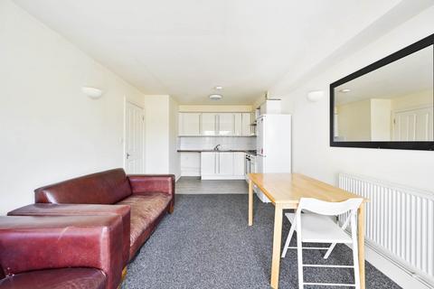 undefined, Robinson Road, Colliers Wood, SW17, London