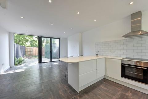 41 Upton Close, Henley-on-thames, RG9 1BU