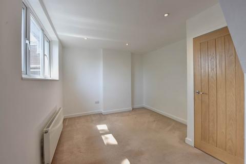 41 Upton Close, Henley-on-thames, RG9 1BU