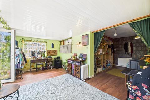 3 bedroom semi-detached house for sale, Green Street, Brockworth, Gloucester, Gloucestershire, GL3