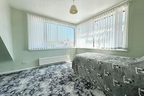 3 bedroom chalet for sale, Fairway Road, Hythe, SO45