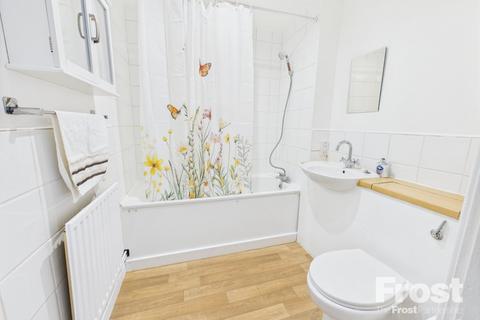 2 bedroom apartment for sale, Longwood Avenue, Langley, Berkshire, SL3