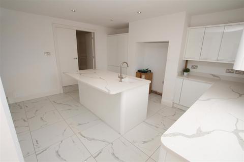 51 Idle Road, Bradford, BD2 4QA