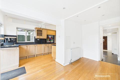undefined, Great North Way, London NW4