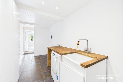 undefined, Great North Way, London NW4