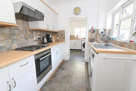 54 Vale Road, Sutton, SM1 1QH