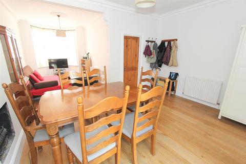 54 Vale Road, Sutton, SM1 1QH