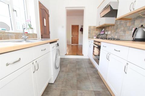 54 Vale Road, Sutton, SM1 1QH