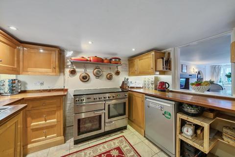 3 bedroom terraced house for sale, High Street, Cuckfield