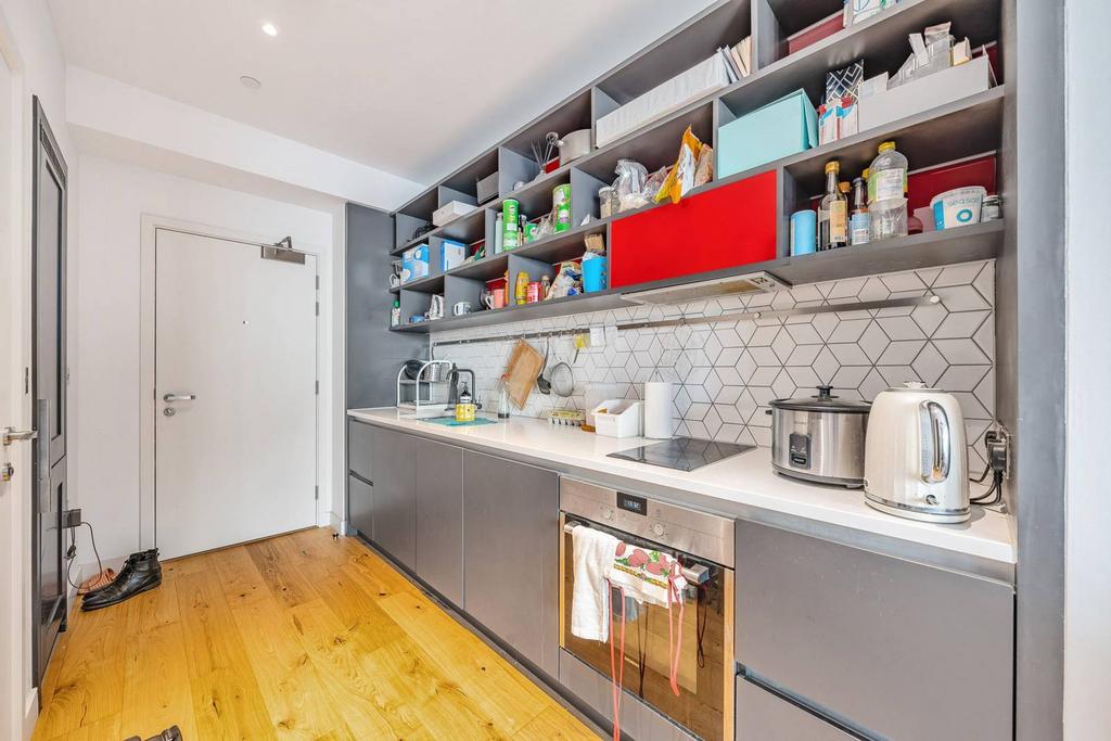 Signal Modena Modena House, Tower Hamlets, E14 Studio - £1,800 pcm (£415 pw)