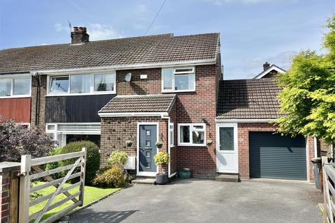 10 Beechfield Road, Hadfield, Glossop, SK13 2BW