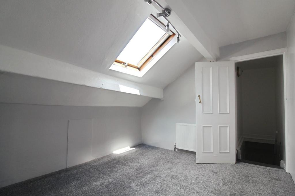 Attic bedroom 2
