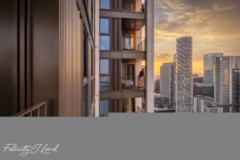 3 bedroom apartment for sale, Landmark Square, London