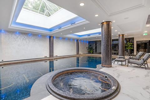 Apartment 1, Charters Garden House Charters Road, Ascot, SL5 9GE
