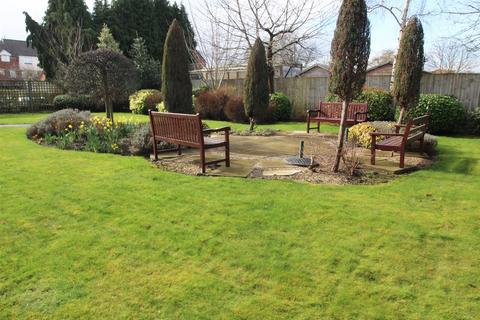 2 bedroom retirement property for sale, Watkins Court, Old Mill Close, Hereford, HR4