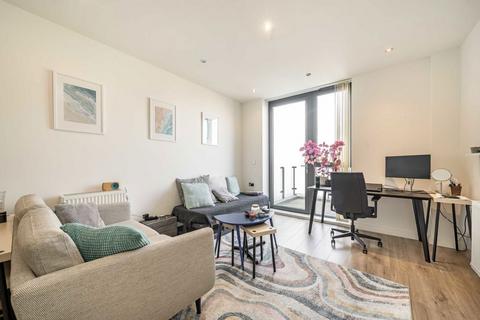 1 bedroom flat for sale, Quebec Way, London SE16
