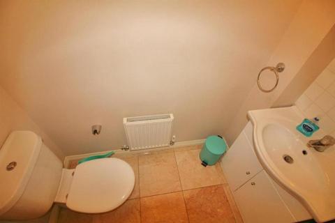 27 Huron Road, Turnford, Broxbourne, EN10 6FT