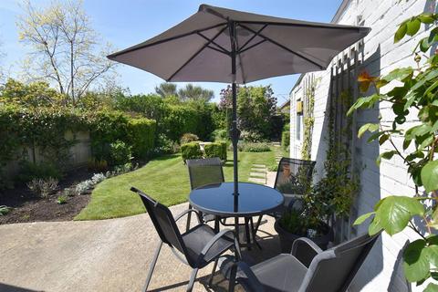 3 Palace Close, Whitstable, CT5 2PU