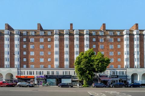 3 bedroom apartment for sale, Latymer Court, Hammersmith Road, Hammersmith, W6
