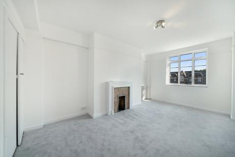 3 bedroom apartment for sale, Latymer Court, Hammersmith Road, Hammersmith, W6