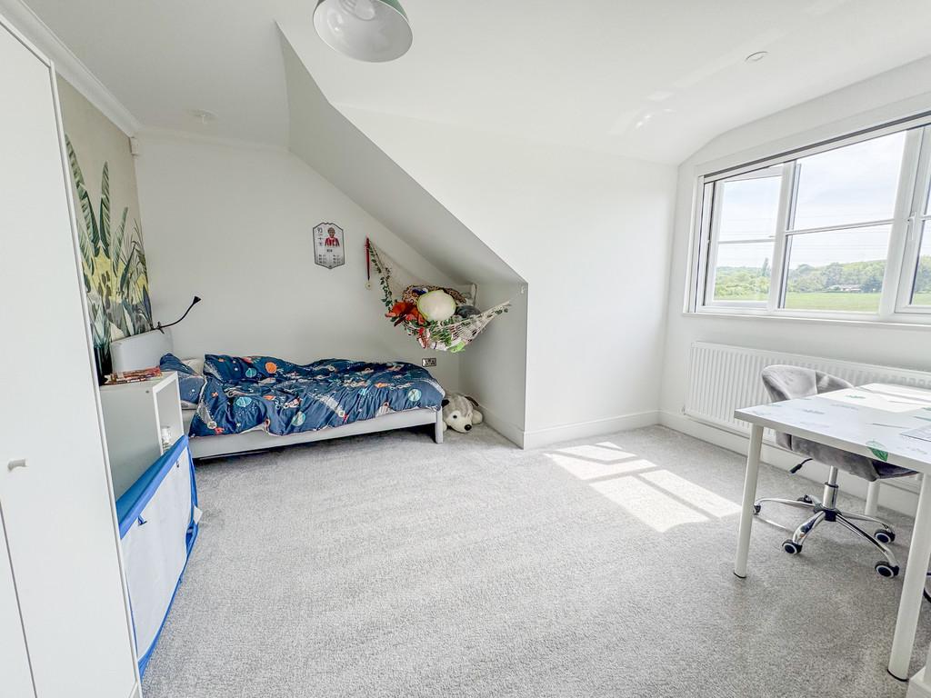 Bed 3