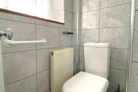 3 bedroom semi-detached house for sale, Irvine Road, Higham