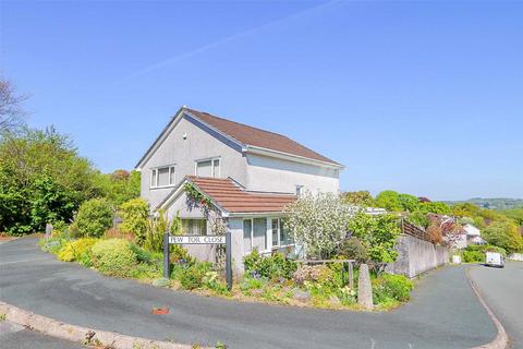 2 Pew Tor Close, Yelverton, PL20 6EH
