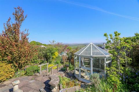 2 Pew Tor Close, Yelverton, PL20 6EH
