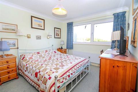 2 Pew Tor Close, Yelverton, PL20 6EH