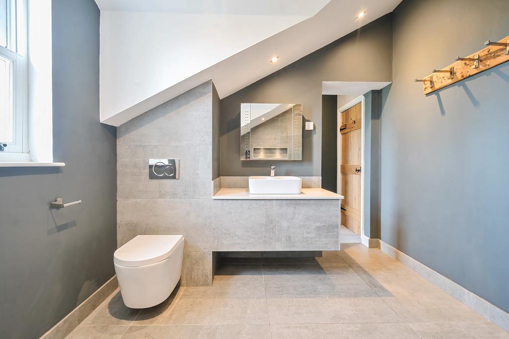 Bedroom One Ensuite