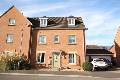 4 bedroom semi-detached house for sale, Beckett Place, Westbury