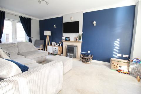 4 bedroom semi-detached house for sale, Beckett Place, Westbury