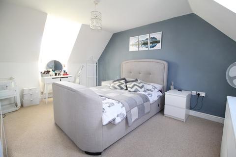 4 bedroom semi-detached house for sale, Beckett Place, Westbury