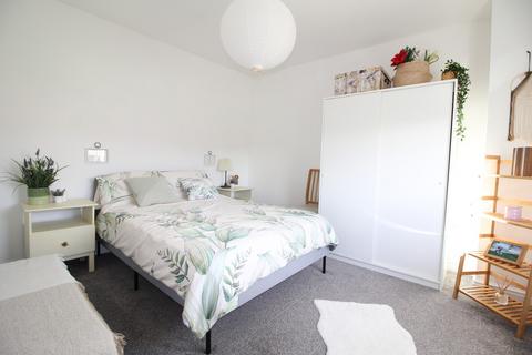 15 Beckett Place, Westbury, BA13 3GR