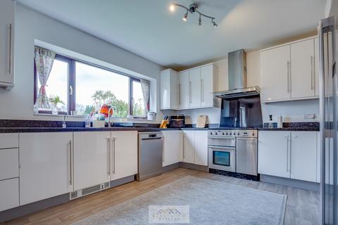 4 bedroom detached house for sale, Mill Haven, Sheffield S25