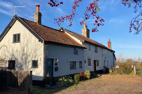 undefined, Post Office Yard, Market Weston IP22